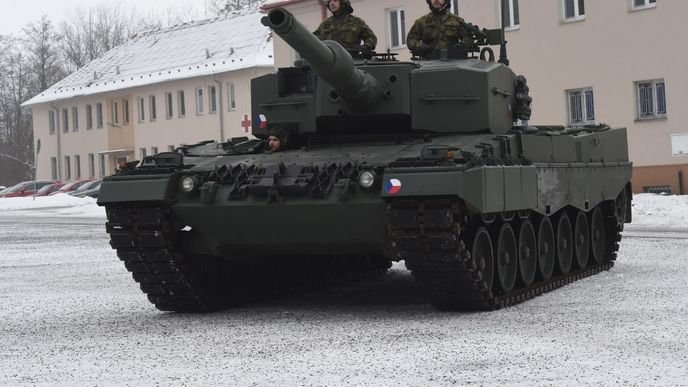 Submitted photo of Leopard 2 Main Battle Tank (not authenticated)