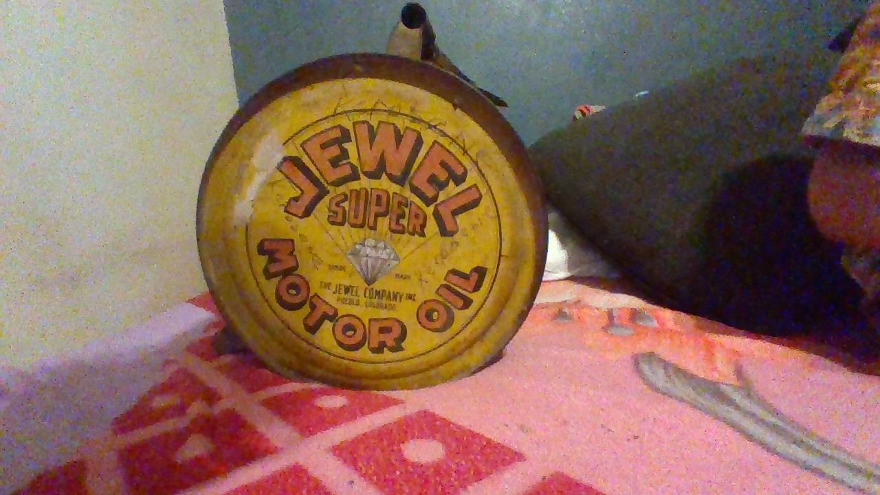 Submitted photo of Jewel Super Motor Oil Can (not authenticated)