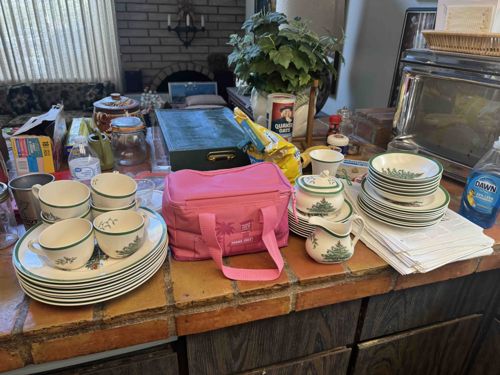 Evergreen Tree Pattern Dinnerware Set
