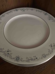 Royal Doulton 'Angelique' Dinner Plate