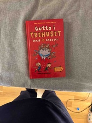 Gutta i trehuset med 13 etasjer (The 13-Storey Treehouse)