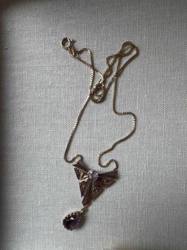 Vintage 14K Gold Art Deco Style Amethyst Pendant Necklace