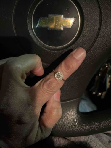 Halo-Style Diamond or Simulant Ring