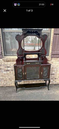 Edwardian Style Mahogany Mirror-Back Sideboard with Display Hutch