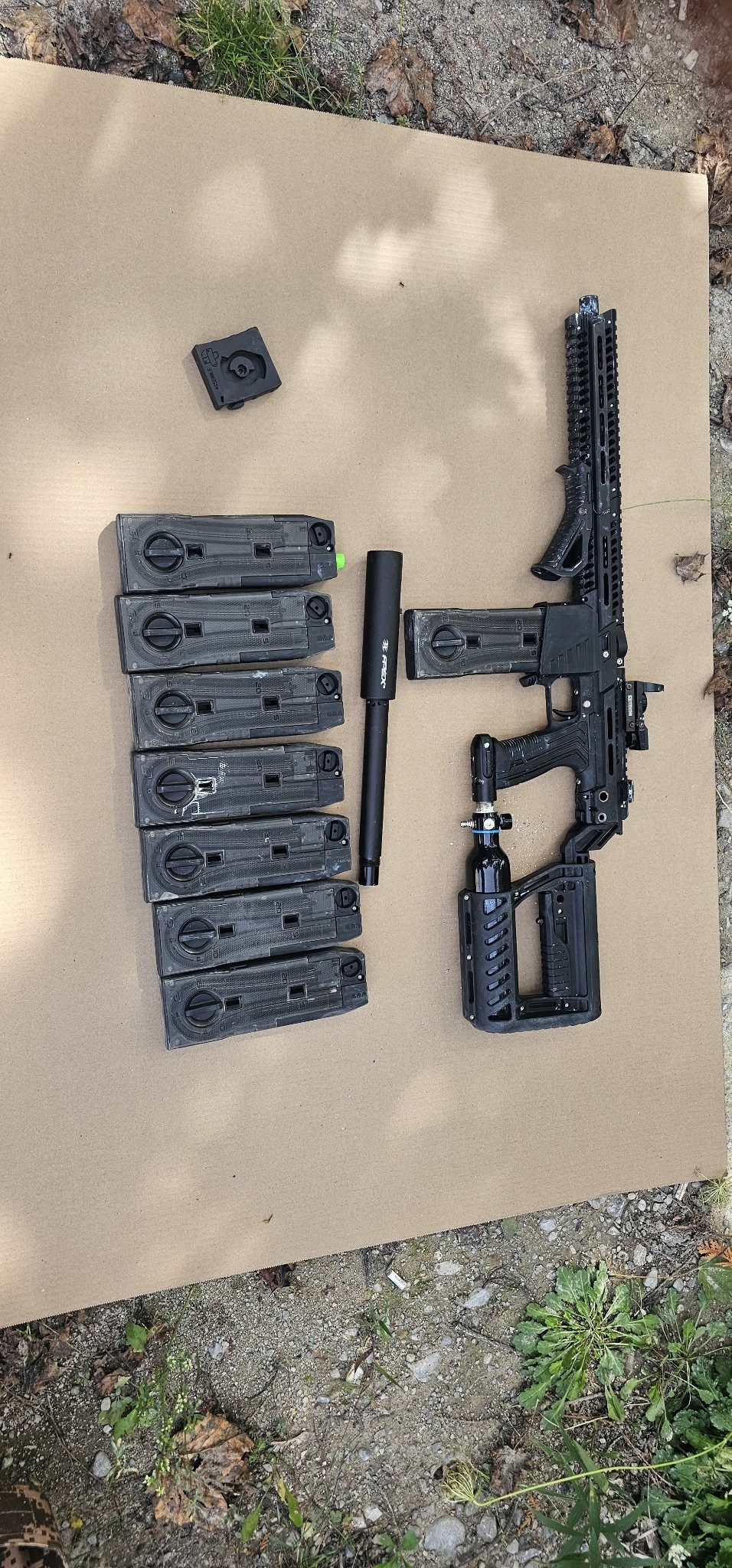 Submitted photo of Planet Eclipse EMF100 Paintball Marker Bundle (not authenticated)