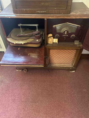 Vintage Zenith Radio-Phonograph Console