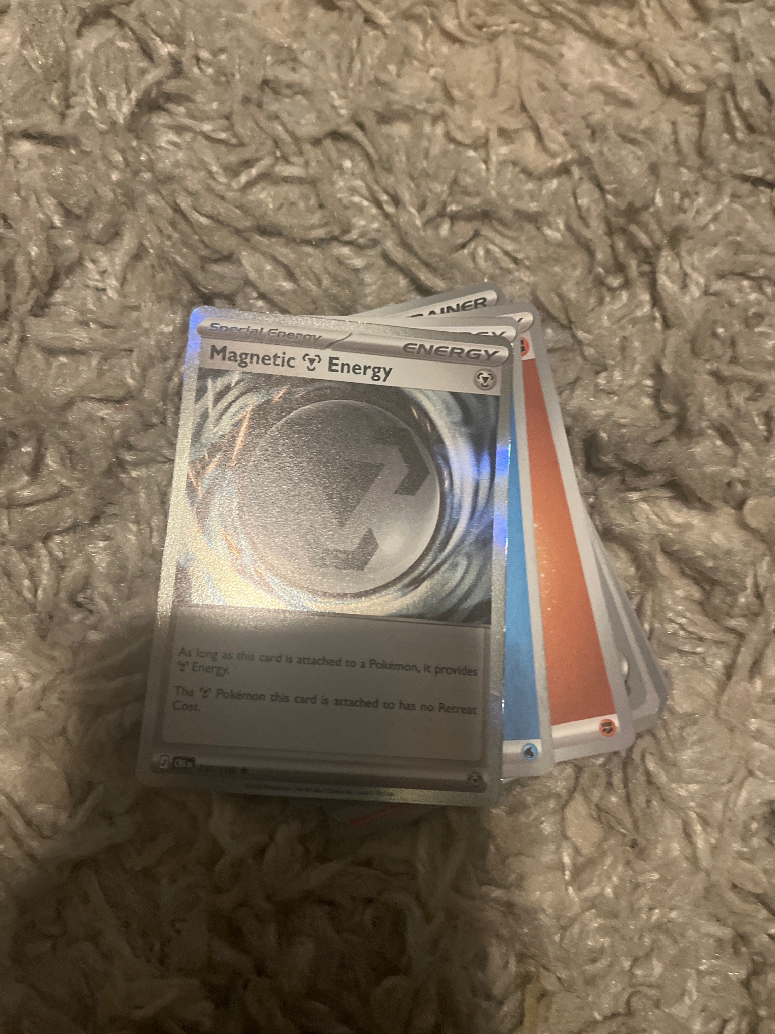 Submitted photo of Magnetic Energy Pokémon Trading Card (unauthenticated)