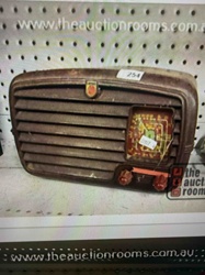 Vintage Philips Portable Tube Radio (possibly BX200U or similar model from the 1950s)