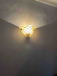 Tiffany-style Stained Glass Wall Sconce