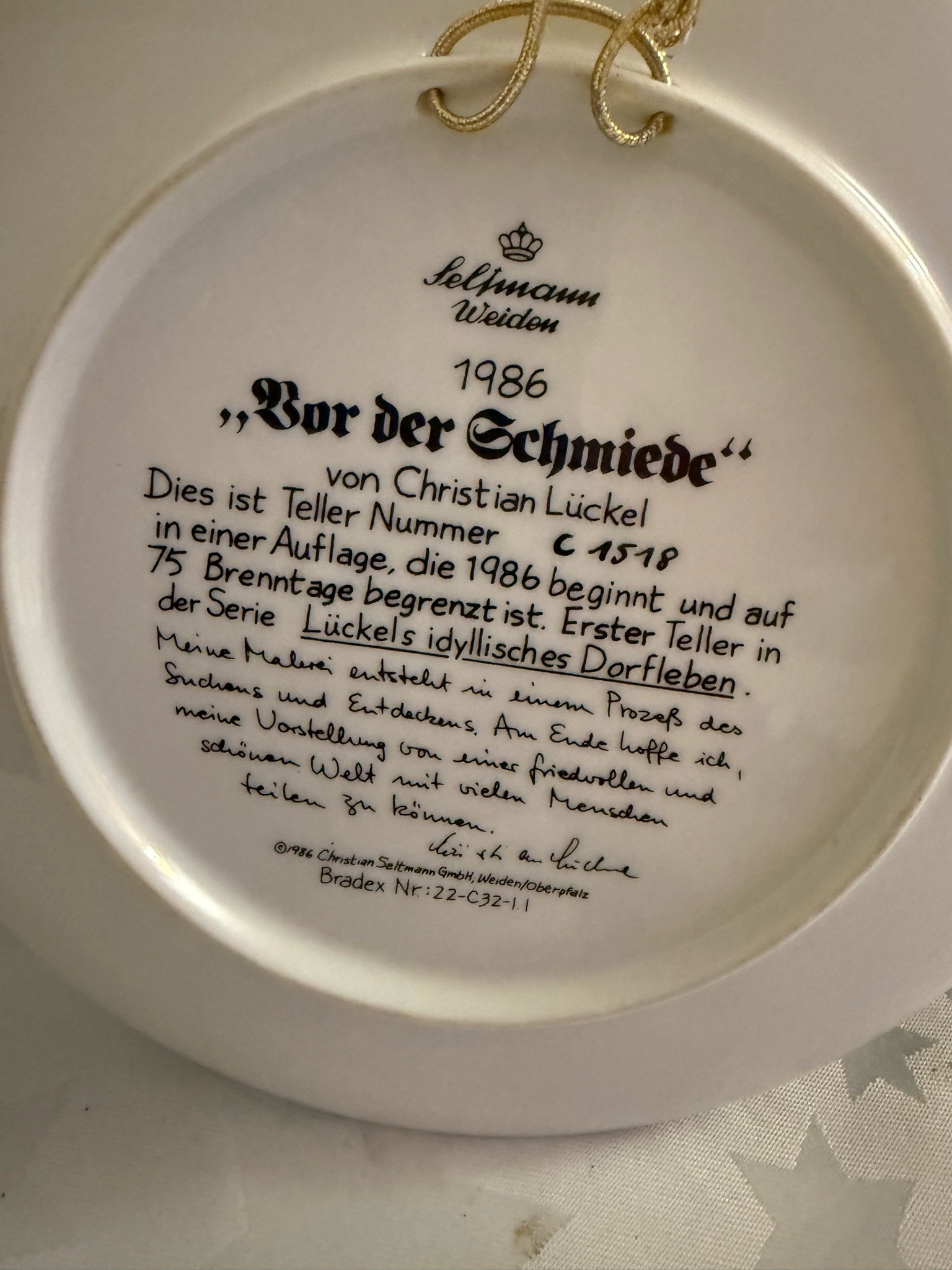 Submitted photo of Porcelain decorative plate, Seltmann Weiden (not authenticated)