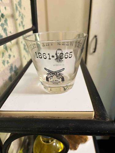 Vintage 'War Between the States' Tumbler Glass with General Jeb Stuart & Le Mat Pistols