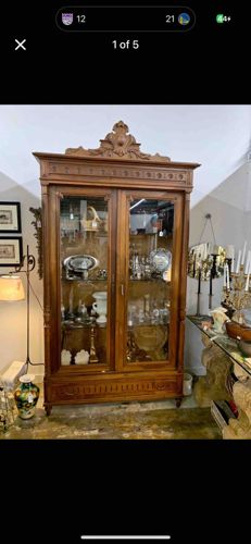 Victorian Renaissance Revival Style Oak Vitrine/Display Cabinet