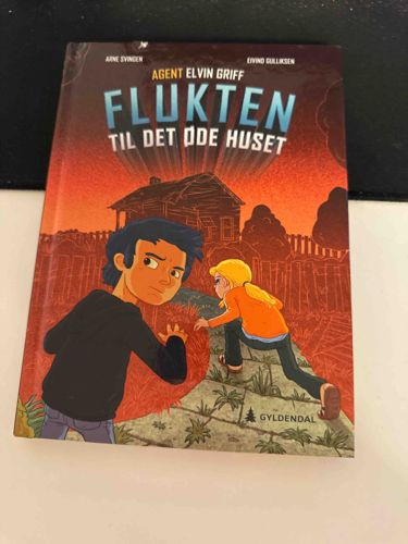 Flukten Til Det Øde Huset (Agent Elvin Griff)