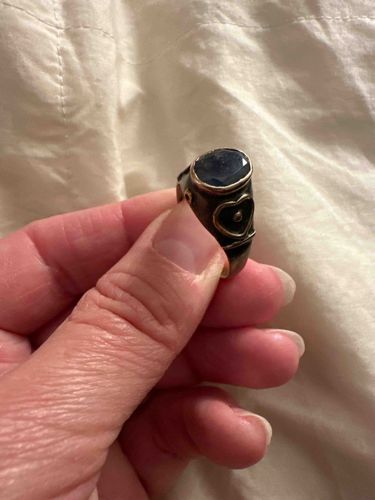 Blue Sapphire and Heart Motif Ring