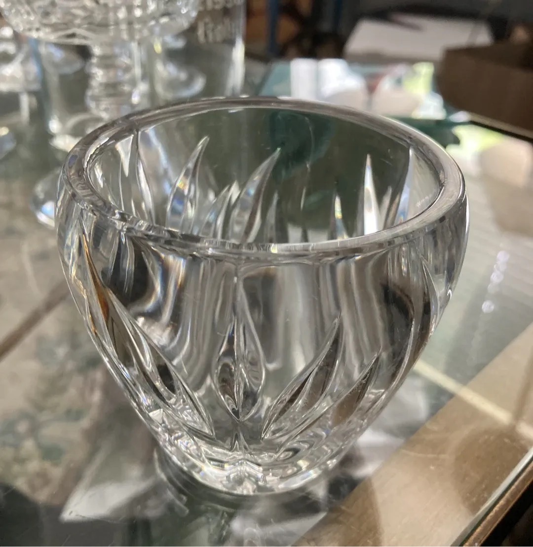 Submitted photo of Cut crystal bowl, appears to be Gorham Star Blossom (not authenticated)