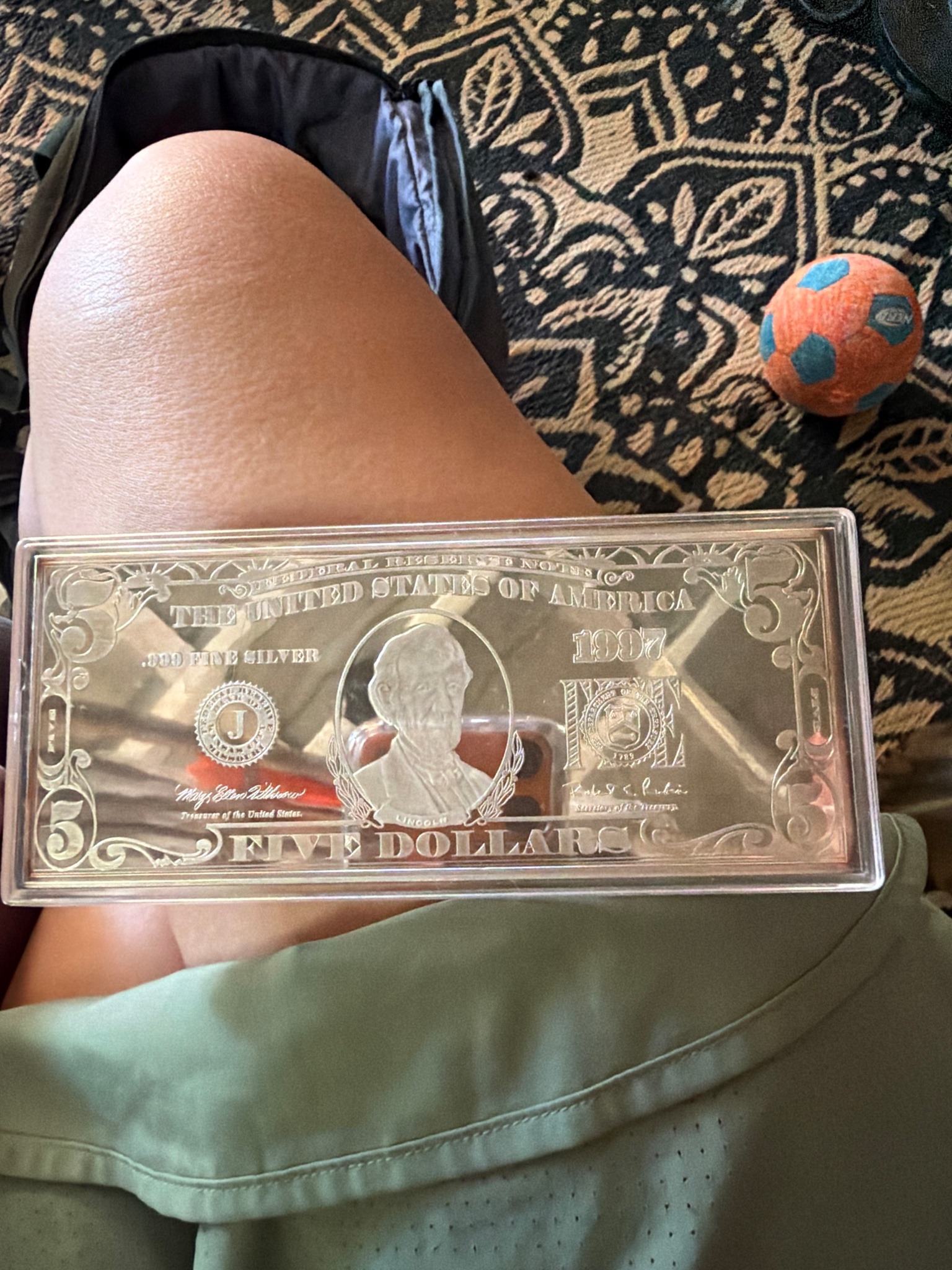 Submitted photo of Silver bullion bar styled after a United States five dollar banknote (not authenticated)