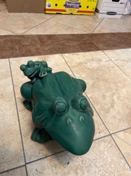 Ceramic Mother Frog and Baby Frogs Water Fountain/Statue