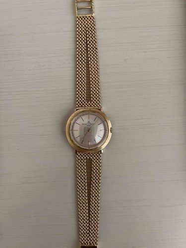 Baume & Mercier Ladies' Gold Tone Mesh Bracelet Watch