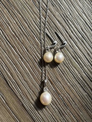 Cultured Pearl Pendant Necklace and Dangle Earrings Set
