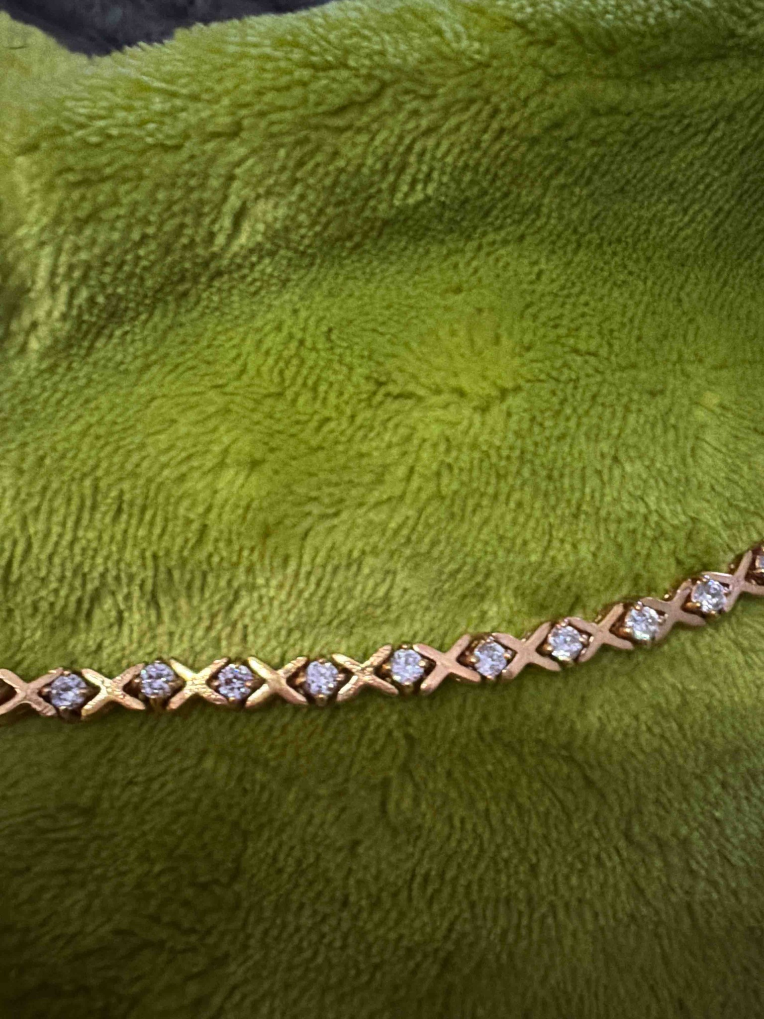 Gold and Diamond 'Hugs and Kisses' (XO) Tennis Bracelet