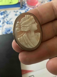 Shell Cameo Brooch/Pendant
