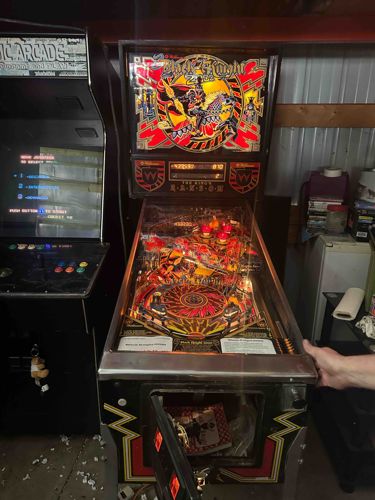 Williams "Black Knight" Pinball Machine