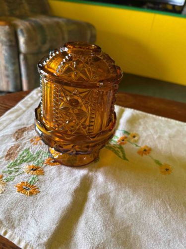 Vintage Amber Daisy and Button Fairy Lamp