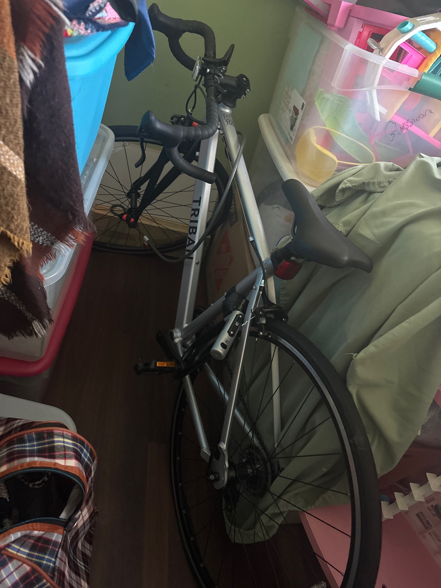 Submitted photo of Triban RC 100 Road Bike (not authenticated)