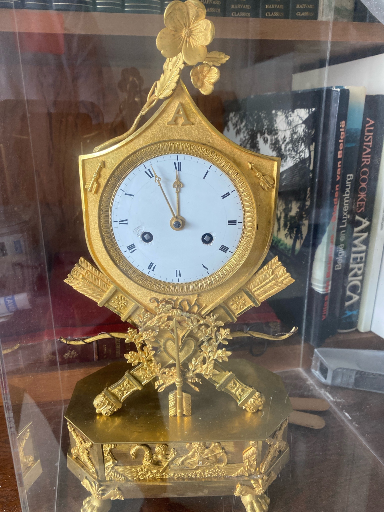 Submitted photo of Gilt bronze figural mantel clock (unauthenticated)