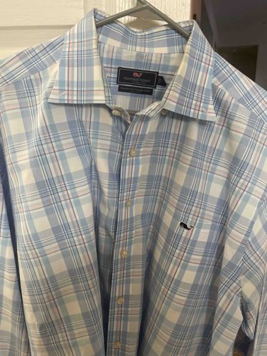 Vineyard Vines Men's Classic Fit Tucker Shirt in Plaid