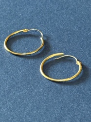 0.75 Inch Gold Hoop Earrings