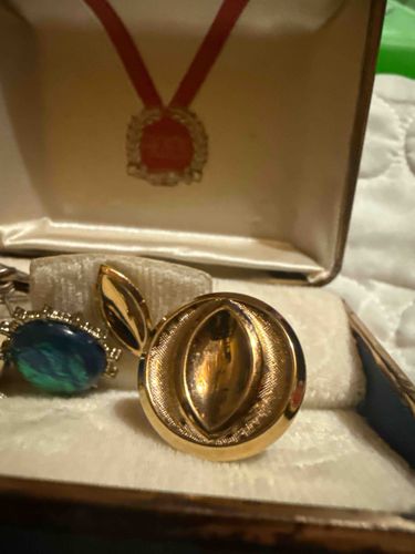 Vintage Hickok Cufflinks and Tie Clip Set