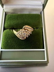 Gold and Diamond Cluster Ring