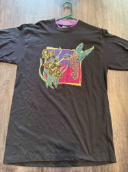 Vintage Black Hummingbird and Daffodil Graphic T-Shirt with Layered Collar