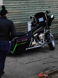 Customized 2001 Harley-Davidson Electra Glide (Bagger Style)