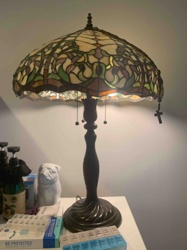 Tiffany-Style Stained Glass Table Lamp