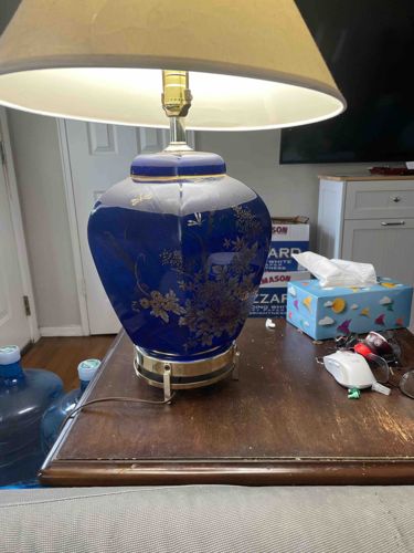 Chinese Cobalt Blue Floral Table Lamp