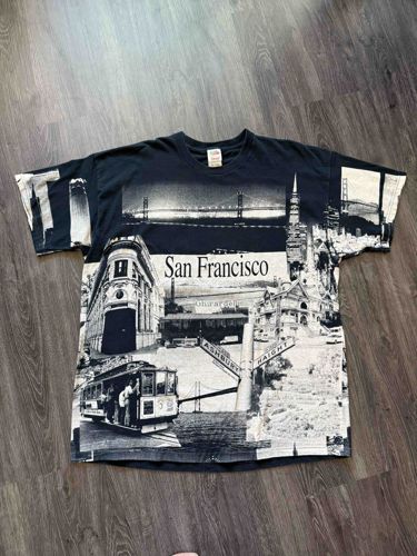 Vintage 90s Robin Samuel San Francisco All-Over Print T-Shirt