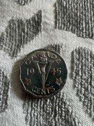 1945 Canadian 'V' Nickel