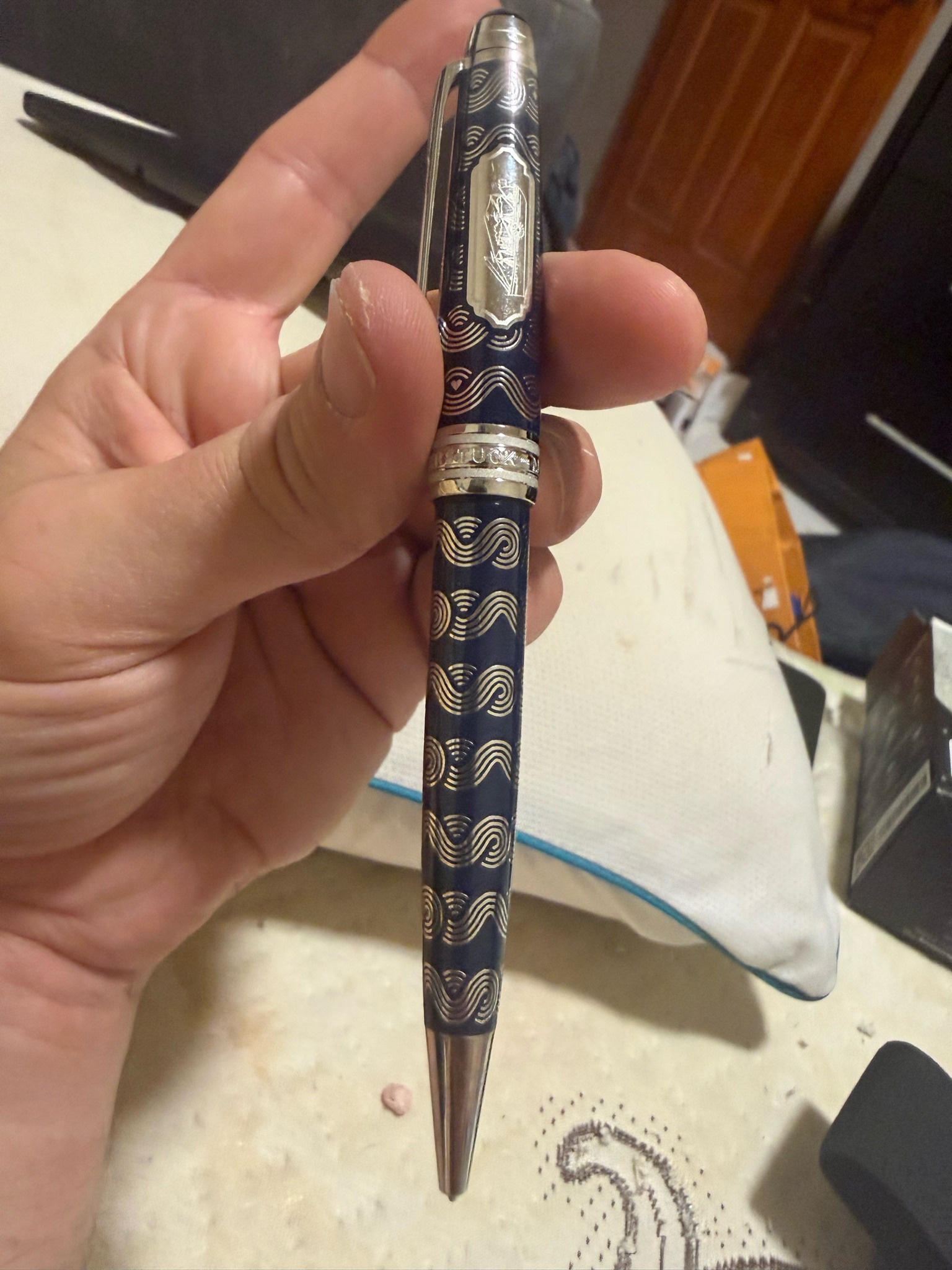 Submitted photo of Montblanc Meisterstück Rollerball Pen (not authenticated)