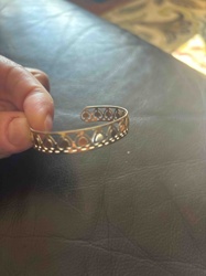 Heart motif cuff bracelet
