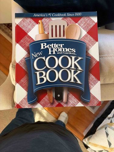 Better Homes and Gardens New Cook Book