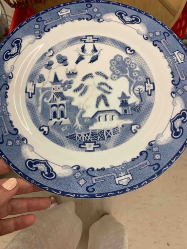 Blue and White Willow Pattern Dinner Plate