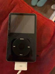 Apple iPod Classic (Damaged)