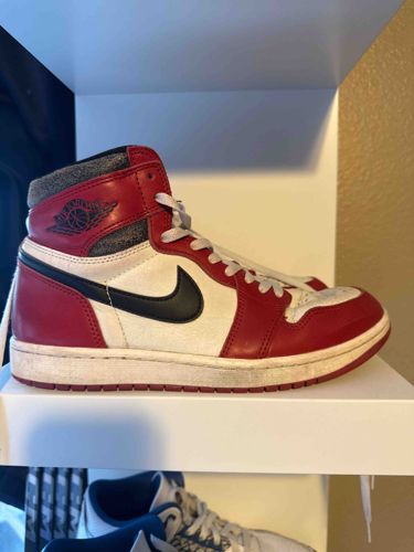 Air Jordan 1 Retro High OG 'Lost and Found' (Chicago)