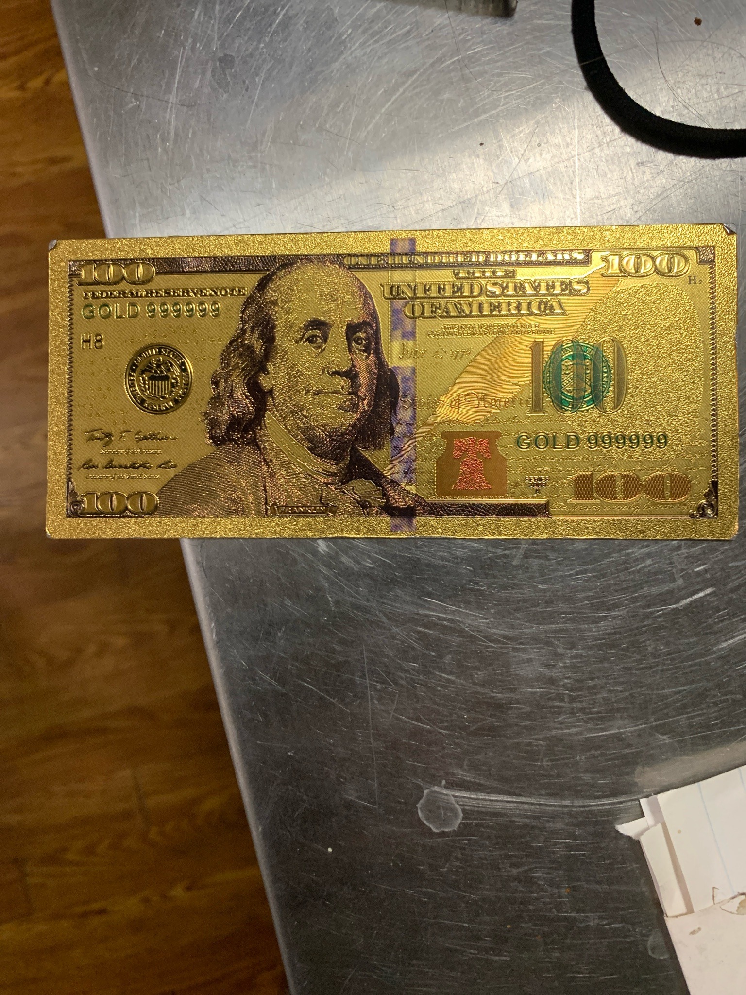 Submitted photo of Novelty 100 US Dollar Gold Foil Note (unverified)