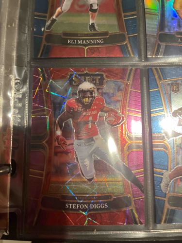 Stefon Diggs Select Prizm Football Trading Card