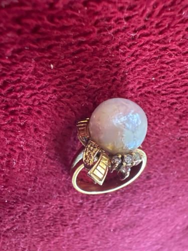 Gold Pearl and Diamond Ribbon Ring