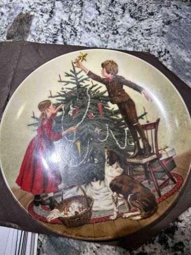 Christmas Tree Decorating Scene Collector Plate
