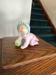 Cabbage Patch Kids Crawling Baby Figurine with Blue Bonnet
